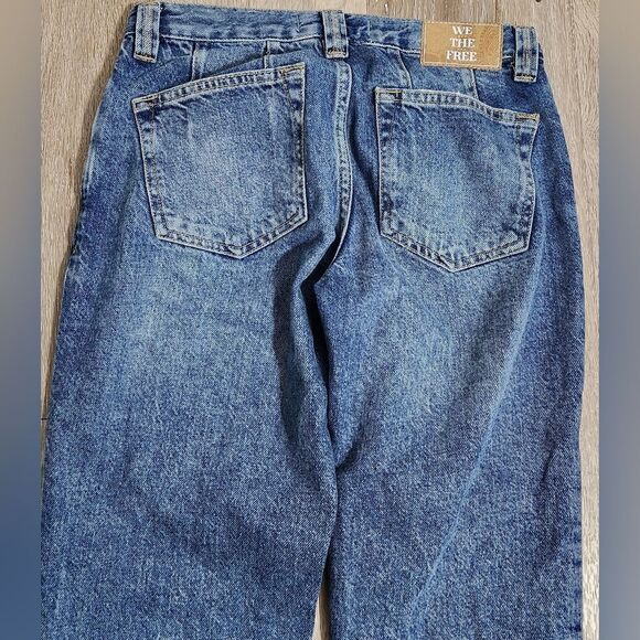 We the Free People CRVY Siren Low-Rise Straight Jeans Dark Size 24. - Picture 6 of 10